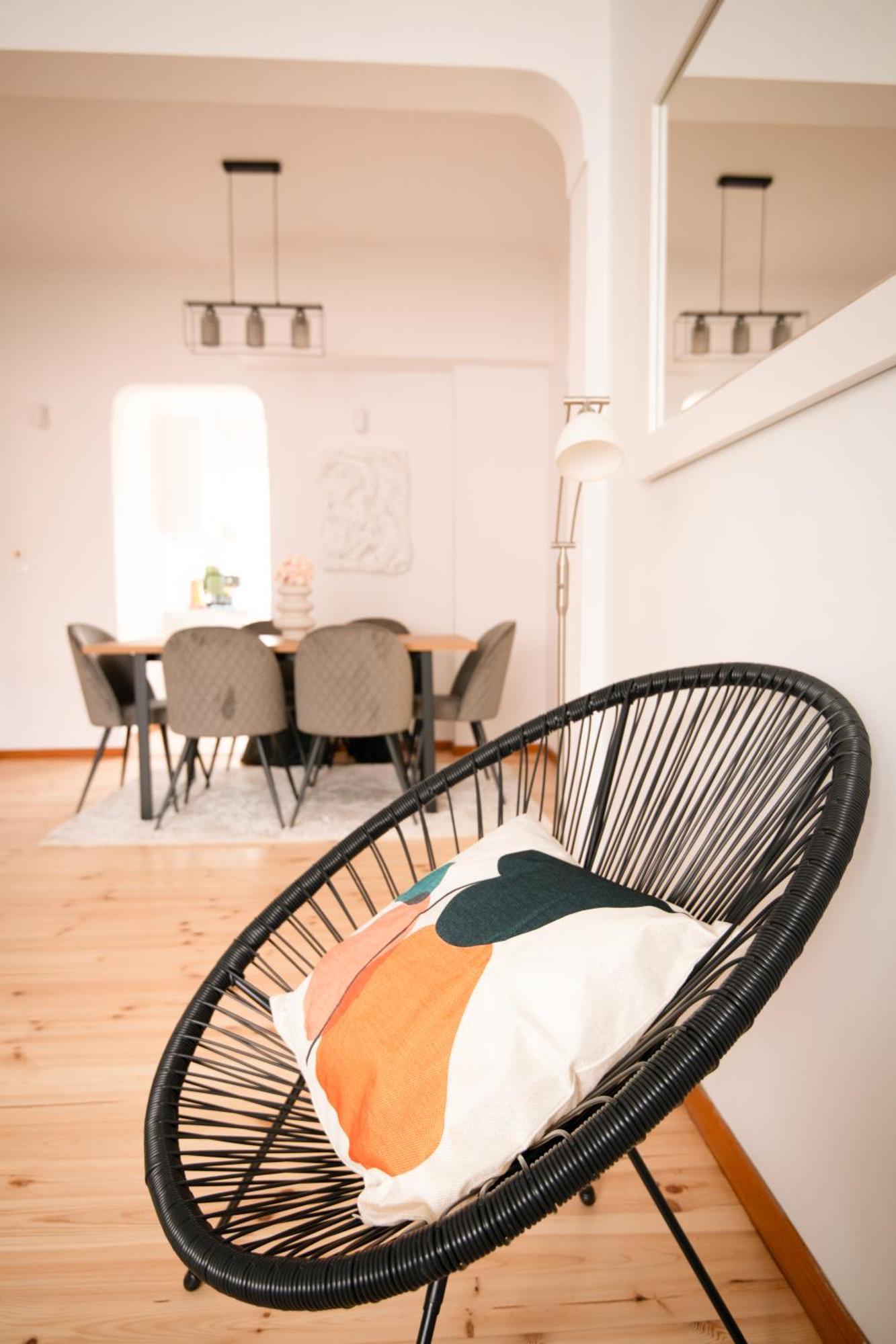 Apartment A Luxurious 2 Bedroom In Center