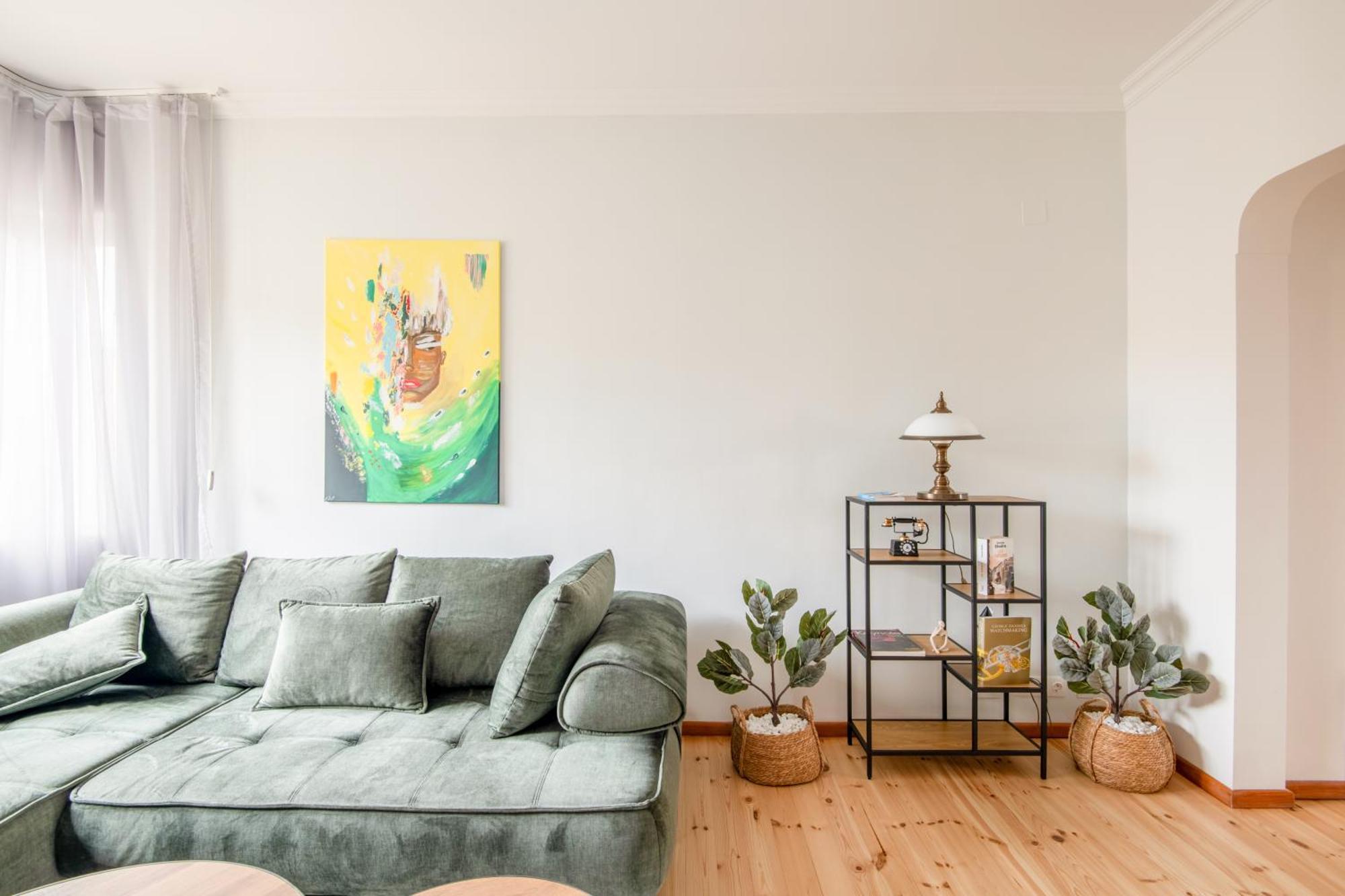 Apartment A Luxurious 2 Bedroom In Center *